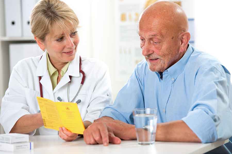 Pneumokokken-Impfung: Tipps für die aktive Patient:innenansprache
