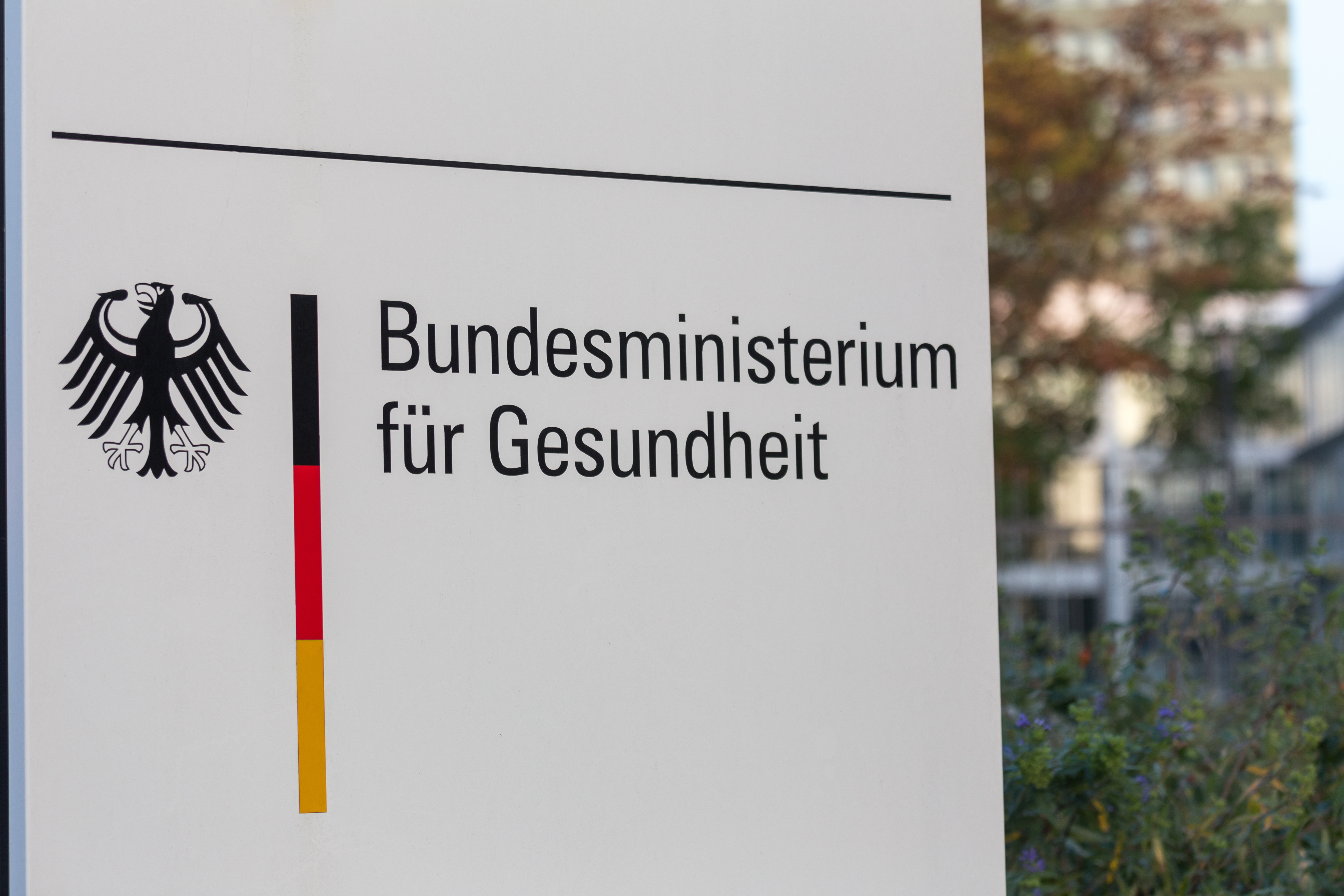 Schild des Bundesministeriums für Gesundheit.