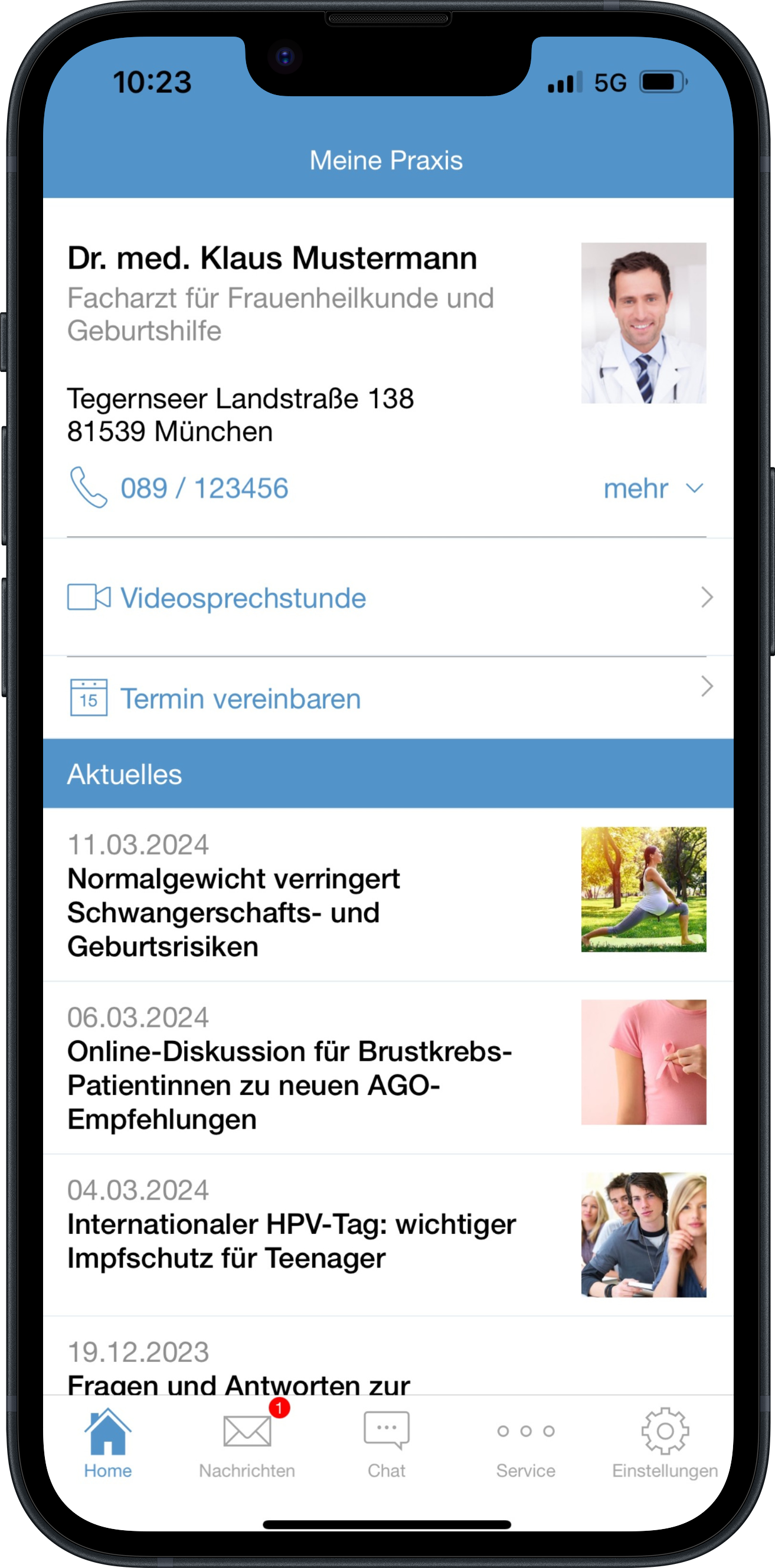 Die Abbildung zeigt die PraxisApp „Meine GynPraxis“ mit Kontaktdaten, Terminbuchung, Videosprechstunde und aktuellen medizinischen Nachrichten.